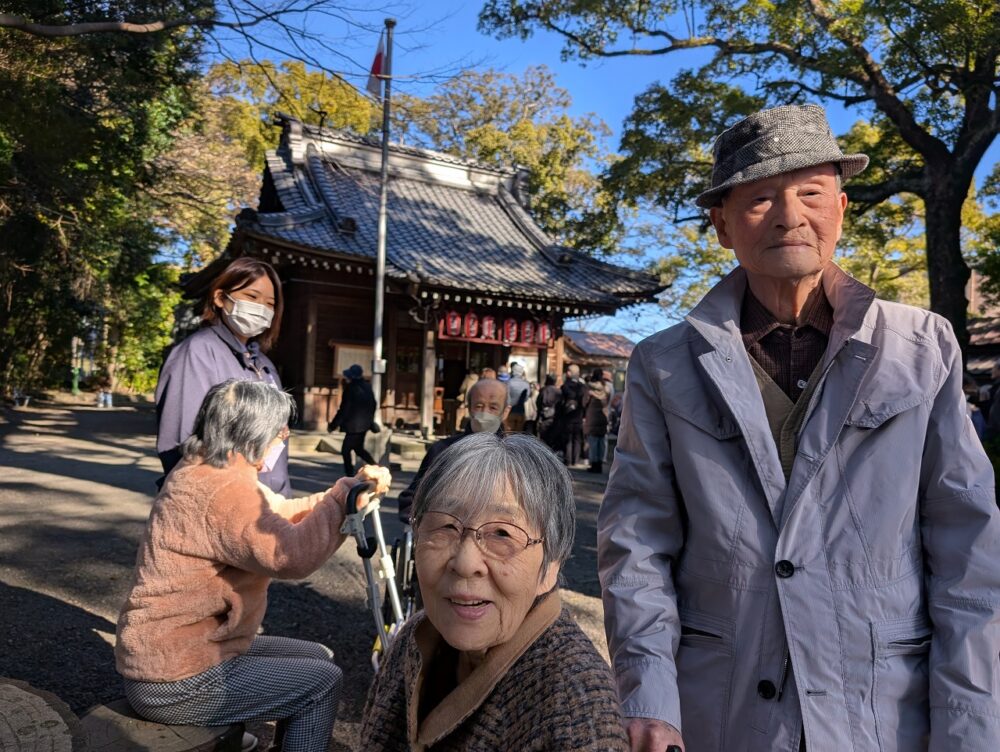 老人ホームに夫婦で入居するには