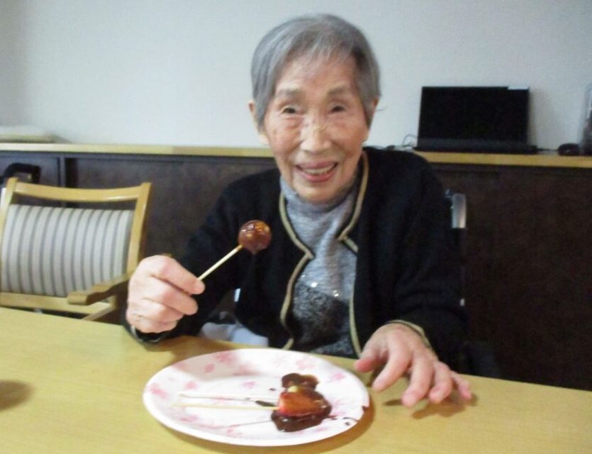 静岡市葵区老人ホーム_チョコレートフォンデュ2025