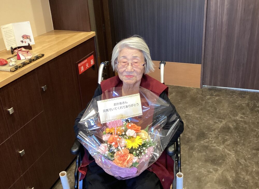 静岡市清水区老人ホーム_5月11日母の日