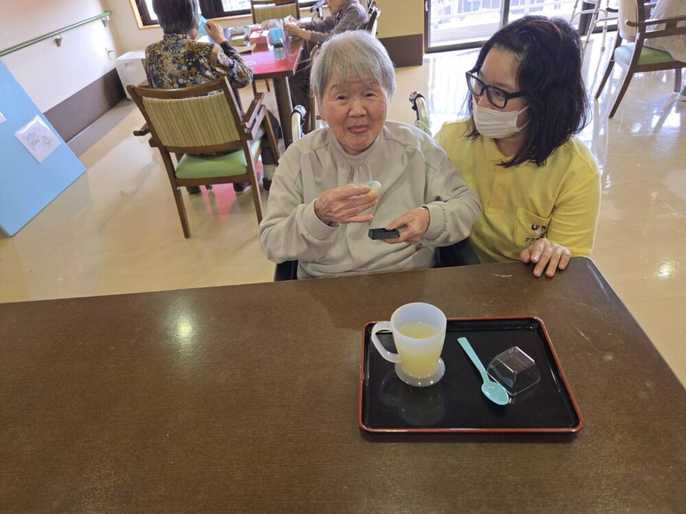 静岡市駿河区有料老人ホーム_端午の節句レクリエーション