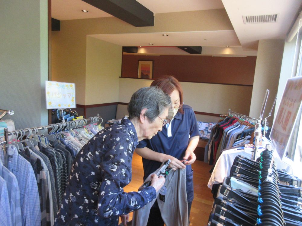 静岡市葵区有料老人ホーム_初夏のブティック花水木