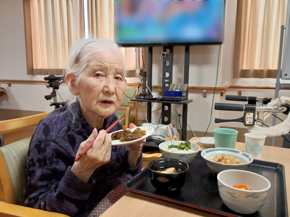 藤枝市老人ホーム_園芸クラブ収穫から調理まで