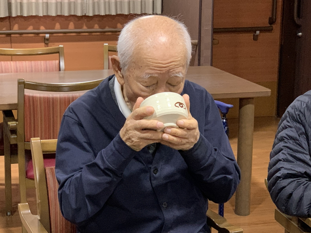 駿東郡長泉町老人ホーム_五感で感じるお茶会