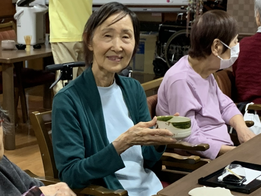 駿東郡長泉町老人ホーム_五感で感じるお茶会
