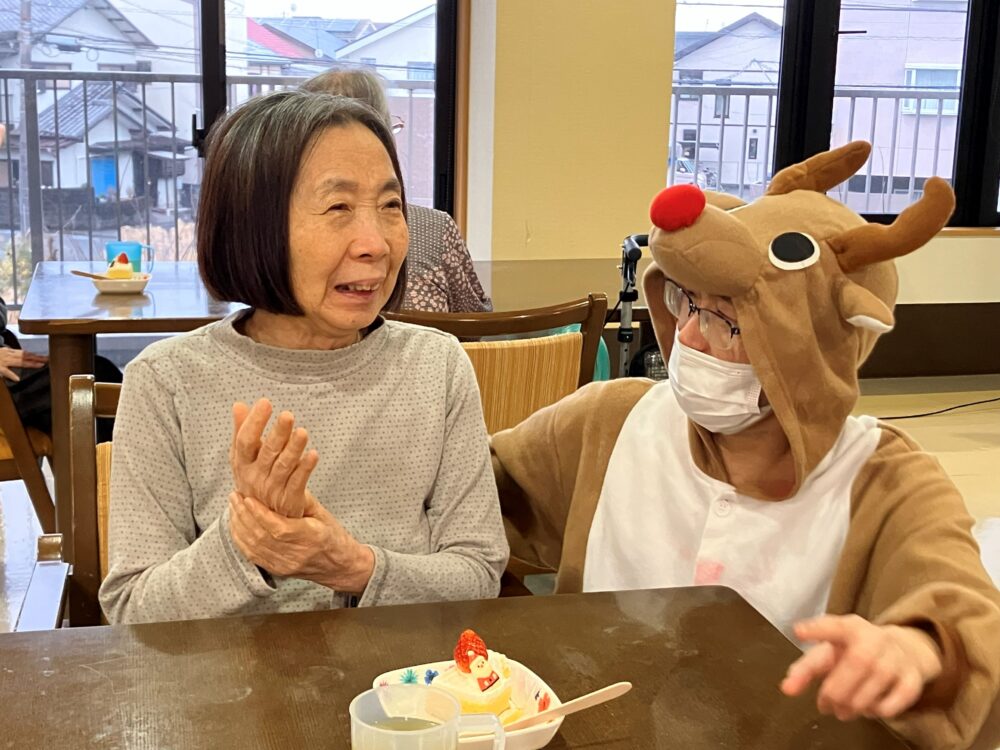 静岡市駿河区老人ホーム_クリスマスコンサート