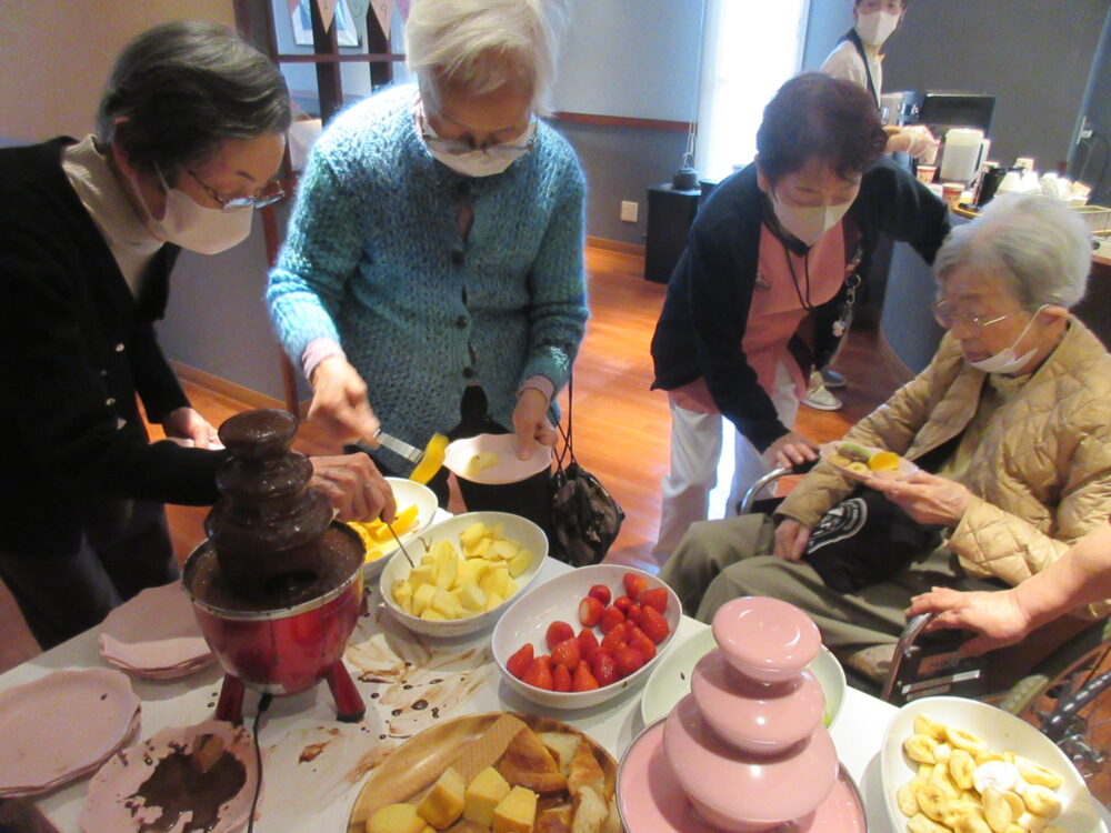 静岡市葵区老人ホーム_チョコレート・ファウンテン