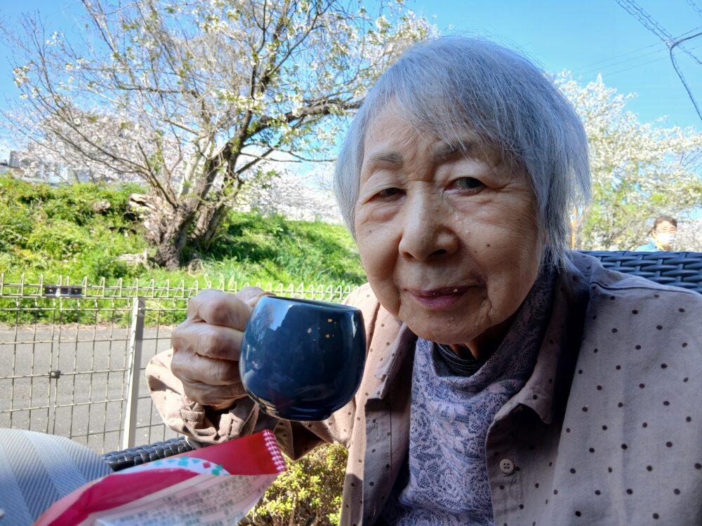 藤枝市老人ホーム_4月の風物詩「桜」