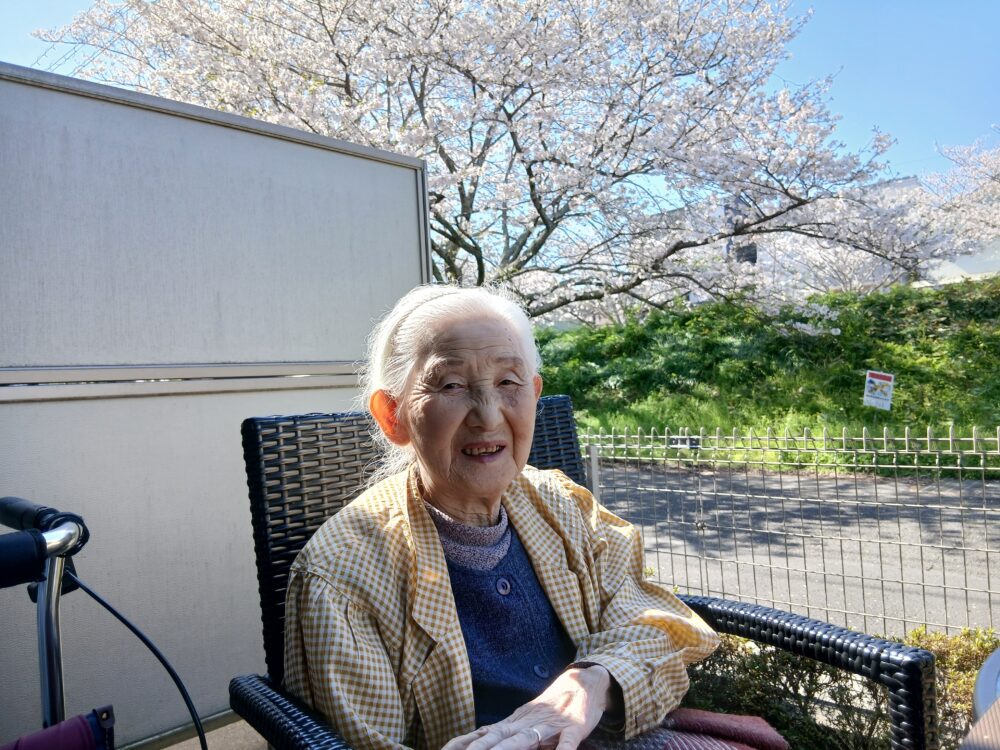 藤枝市老人ホーム_4月の風物詩「桜」