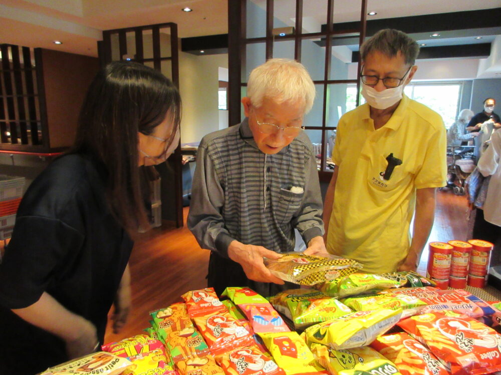 静岡市葵区老人ホーム_初夏の「ブティック花水木」